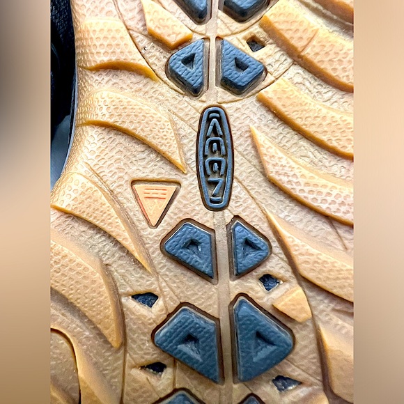 KEEN Terradora Waterproof Hiking Boot Women’s size 7.5 - Picture 11 of 15